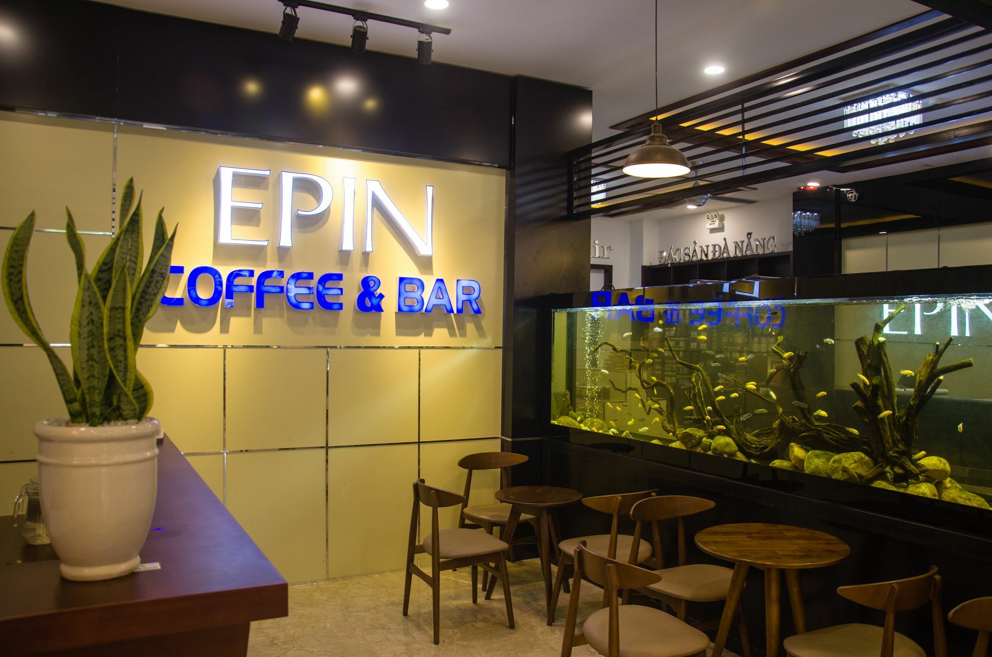 Epin Hotel Danang Exterior photo